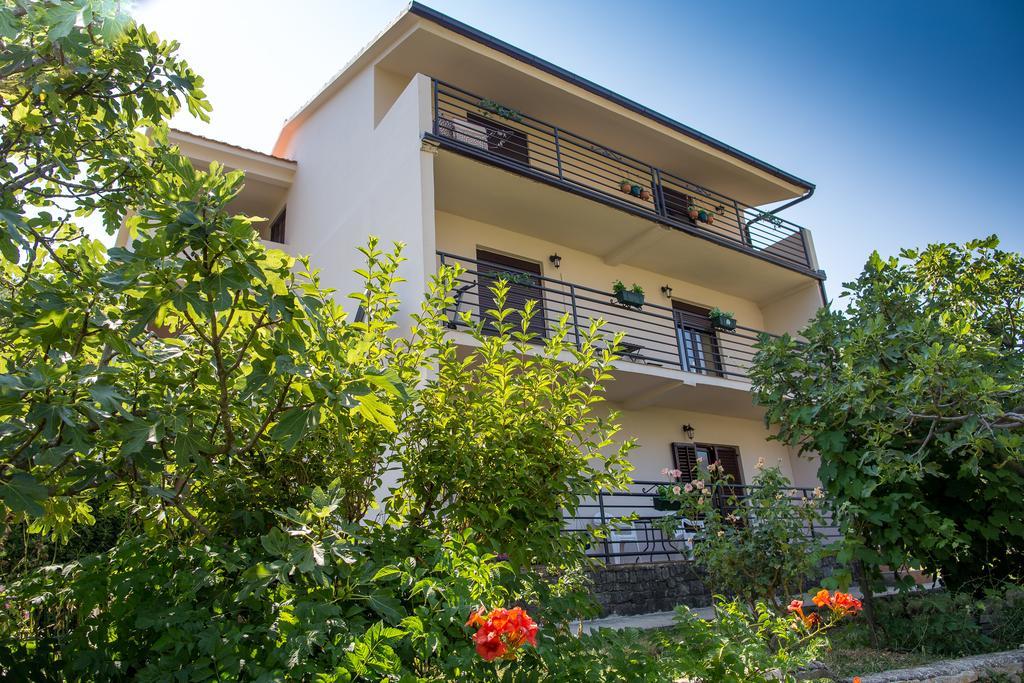Apartment Bambo Tre Sorrele 코토르 외부 사진